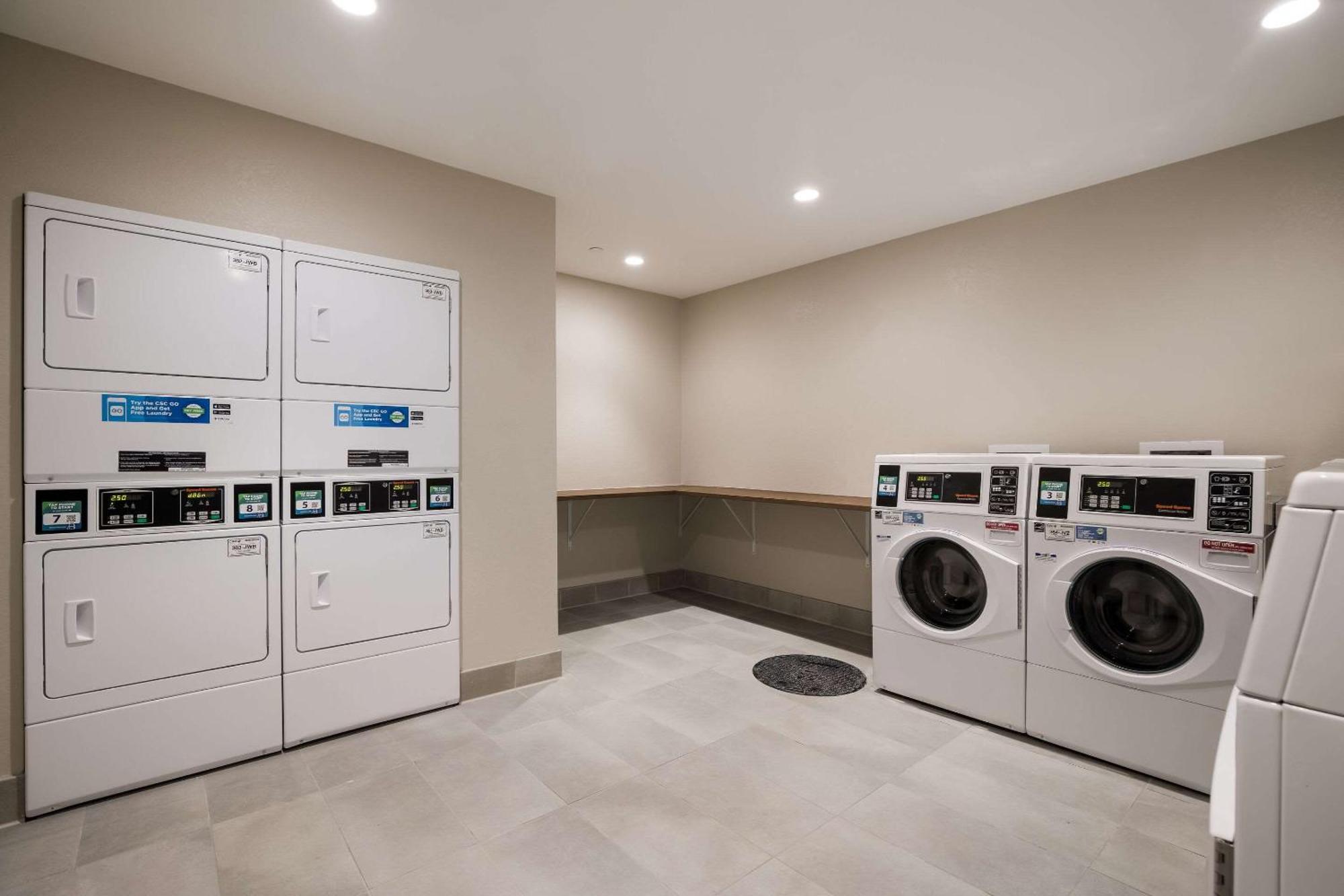 Everhome Suites コロナ エクステリア 写真