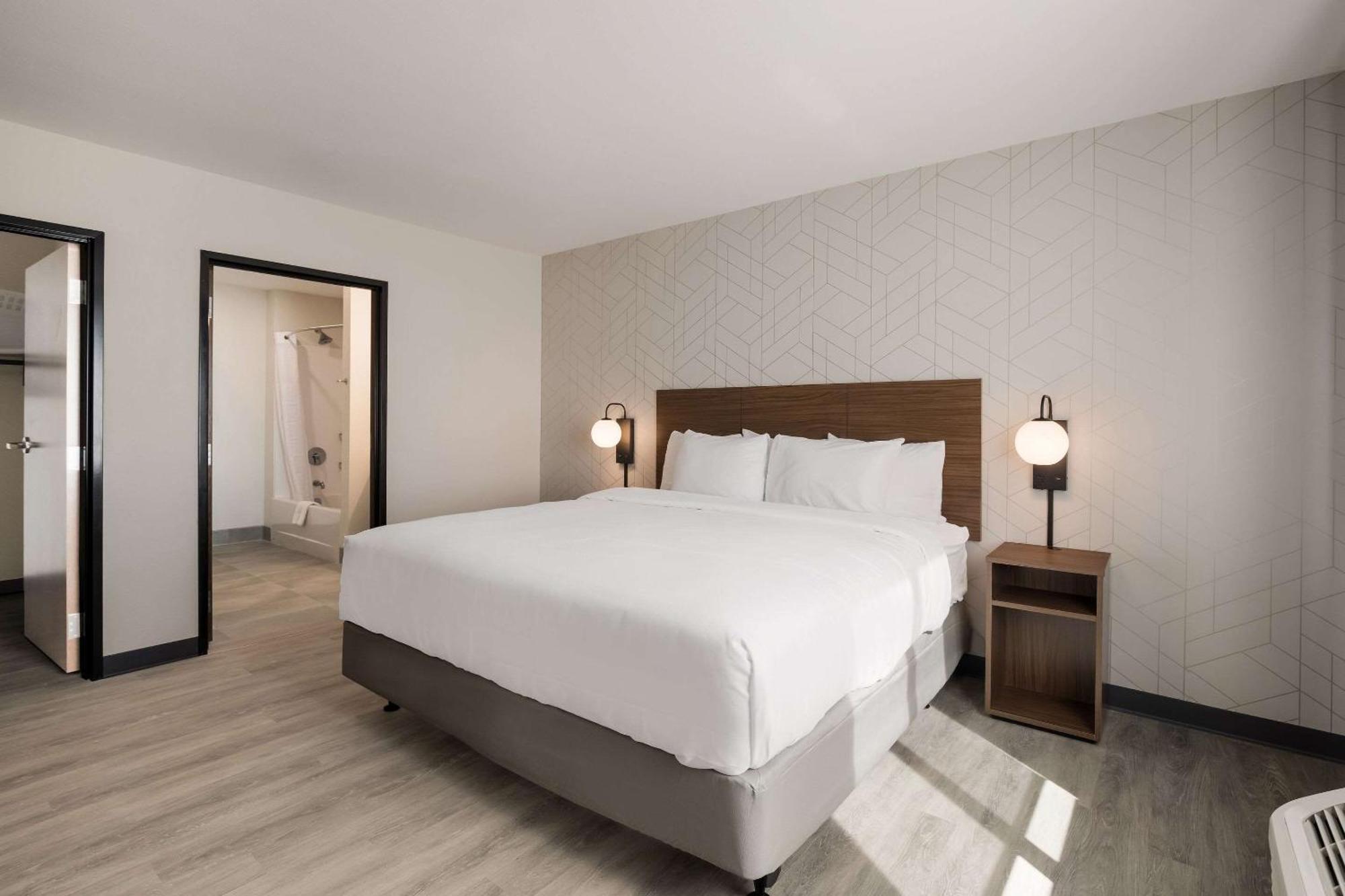 Everhome Suites コロナ エクステリア 写真