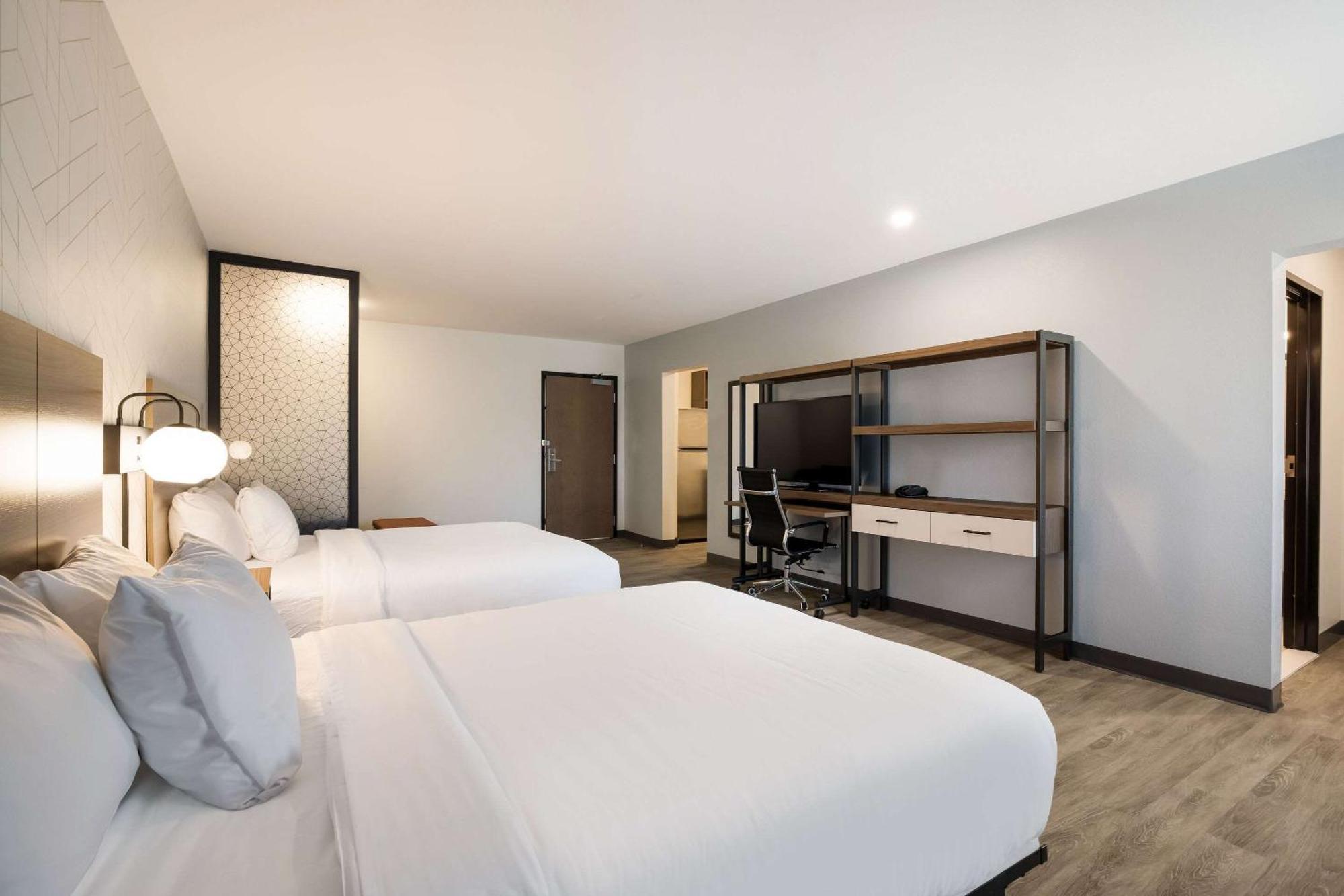 Everhome Suites コロナ エクステリア 写真