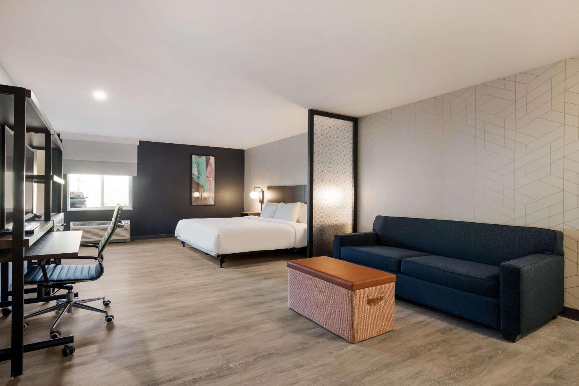 Everhome Suites コロナ エクステリア 写真